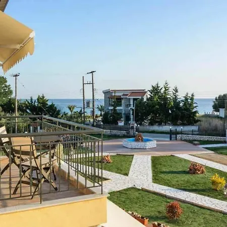 Nico E Marie & Maison, 70m To Beach, Apartment *