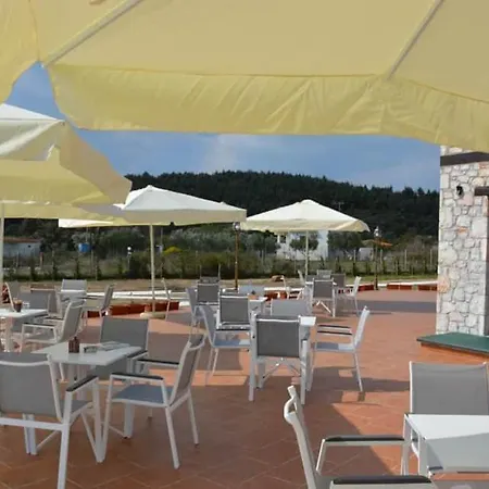 Apartment Nico E Marie & Maison, 70m To Beach, Toroni