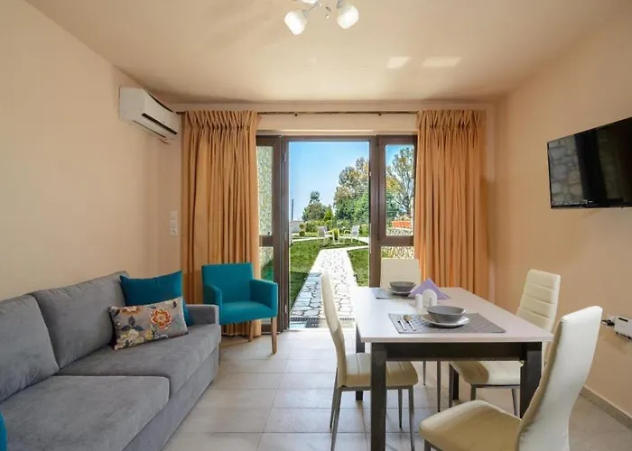 Nico E Marie & Maison, 70m To Beach, *