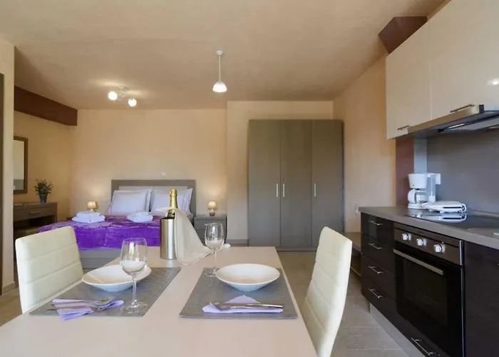 Nico E Marie & Maison, 70m To Beach, Διαμέρισμα