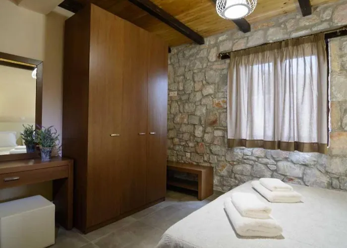 Nico E Marie & Maison, 70m To Beach, Τορώνη